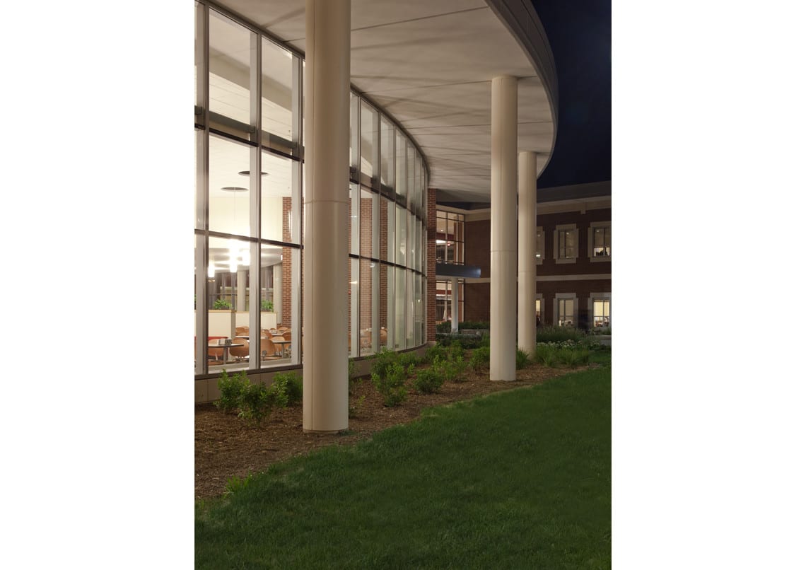 Ikenberry Commons_night exterior