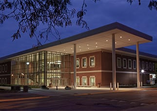 Ikenberry Commons_night exterior